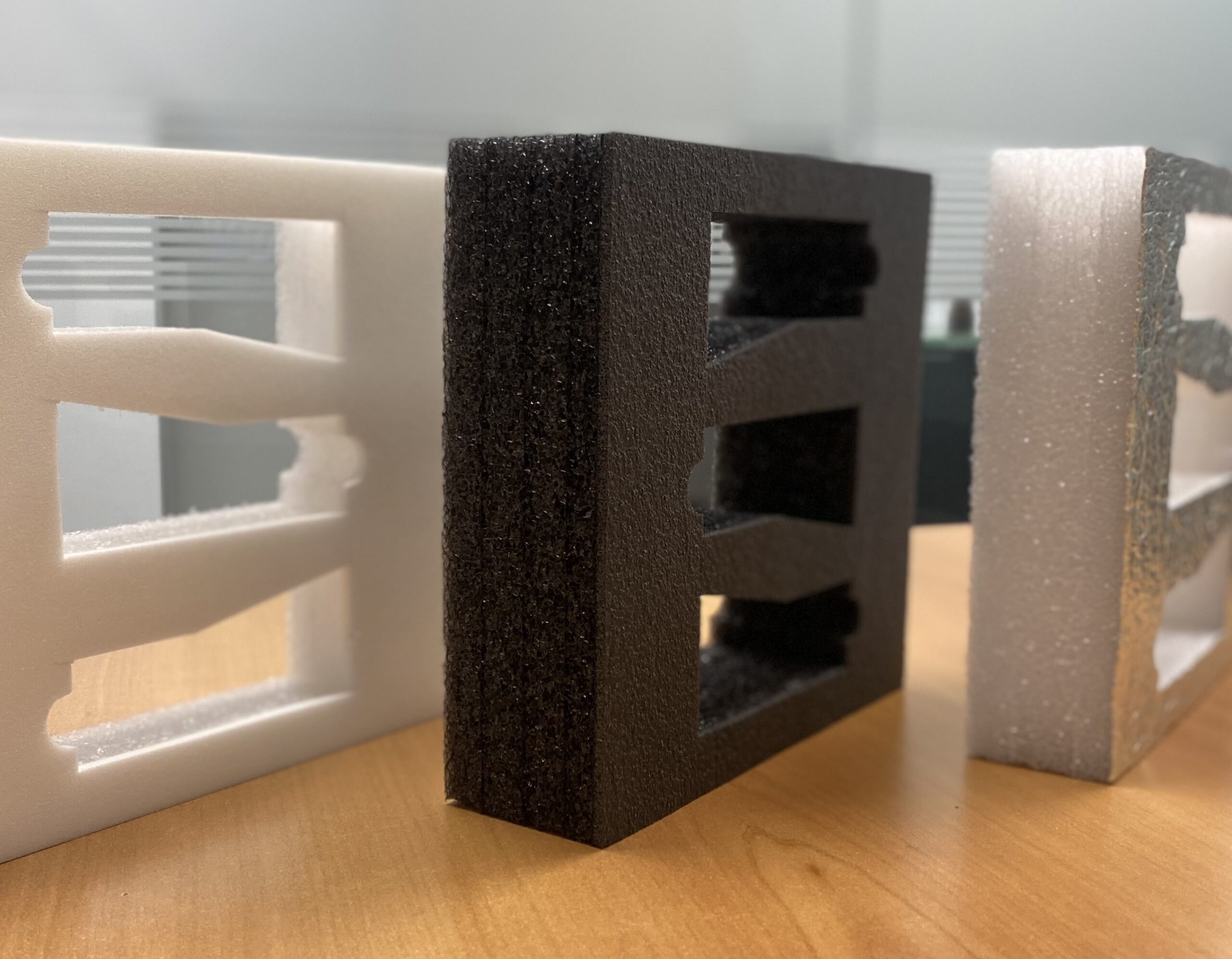 LASTRE P.E. ESPANSO ACCOPPIATE FINITURA PREGIATA